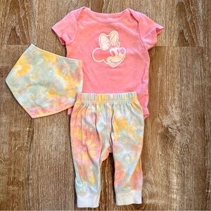 Disney Baby | Minnie Bodysuit, pants and bib